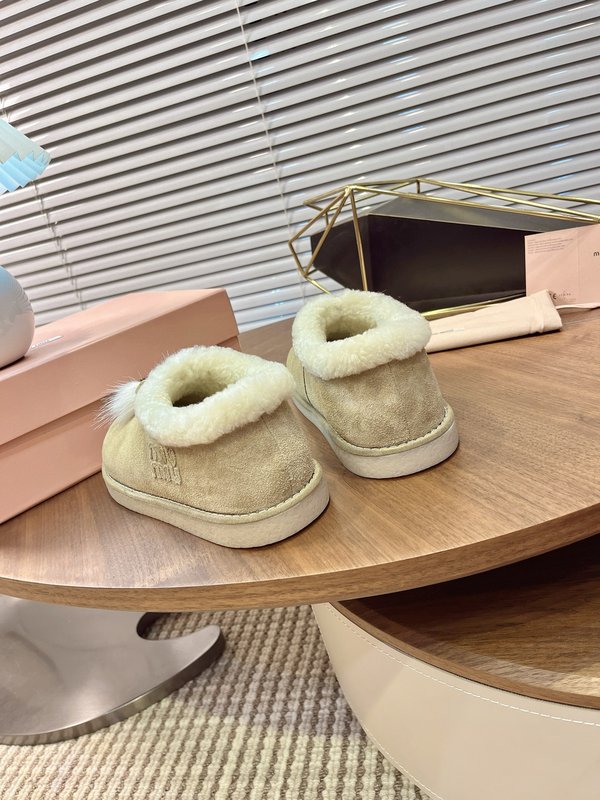 미우미우 프링지 퍼 로퍼 부츠 001-206000