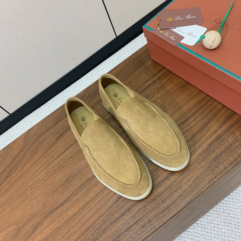 로로 피아나 남성 스무스 로퍼 001-206193