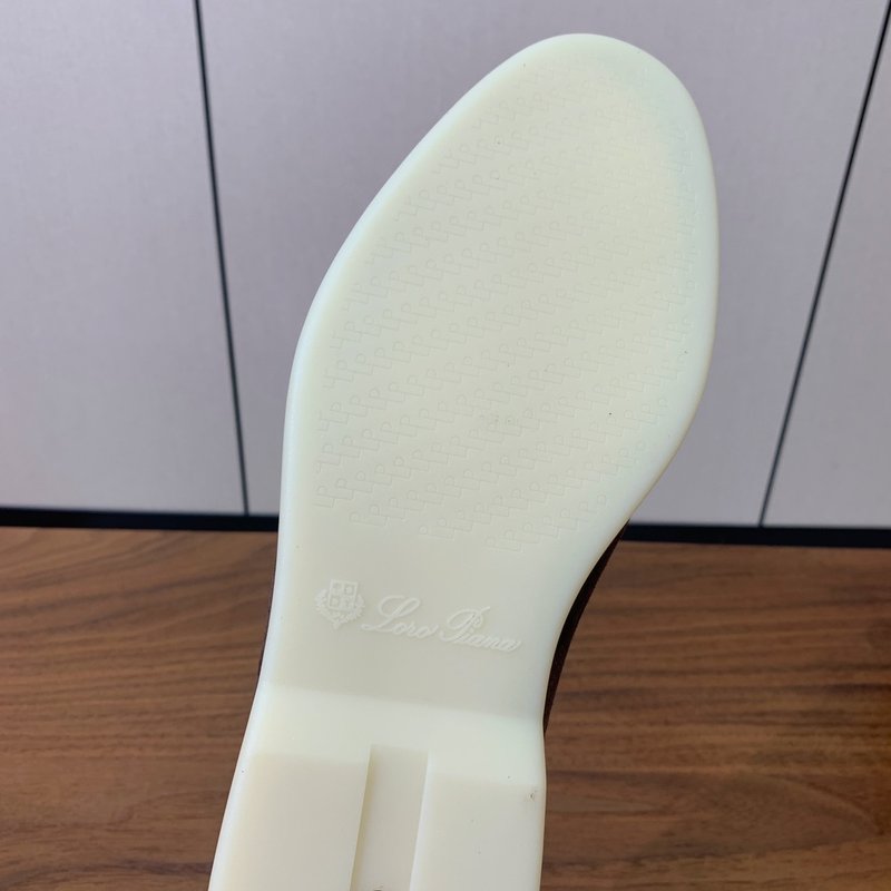 로로 피아나 남성 스무스 로퍼 001-206194