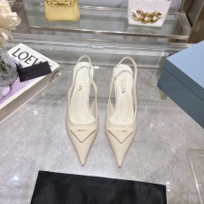 프라다 뾰족한 발가락 페인트 가죽 하이힐 샌들 001-206337