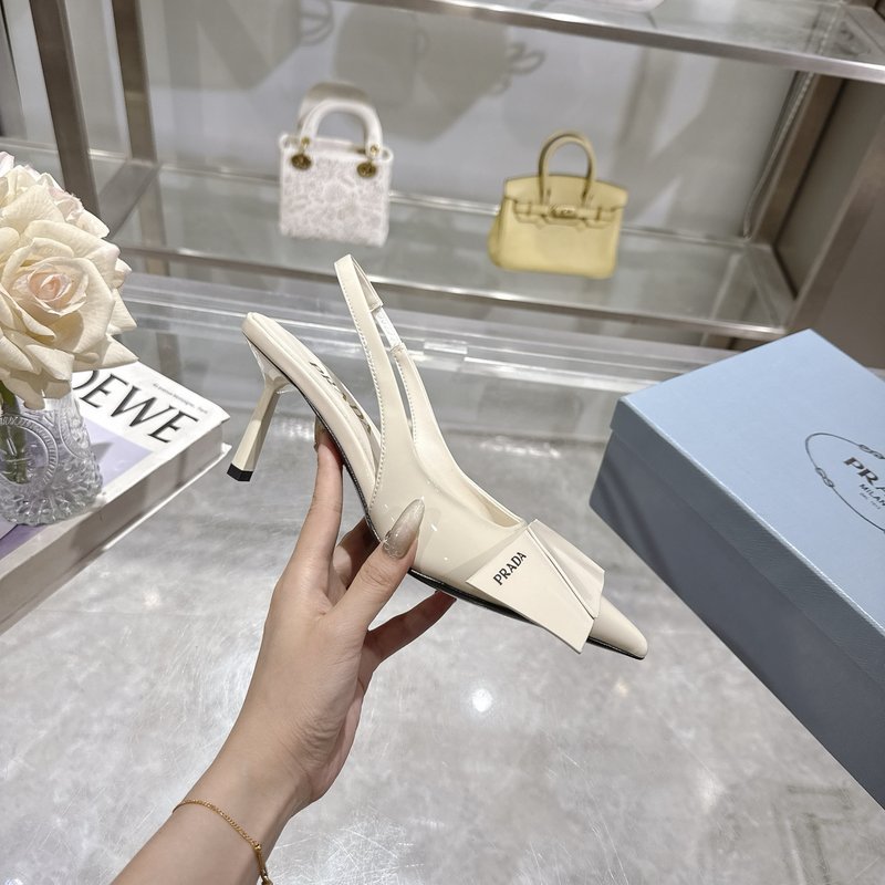 프라다 뾰족한 발가락 라인스톤 하이힐 샌들 001-206403