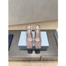 프라다 스퀘어 토 하이힐 백리스 펌프스 001-206435