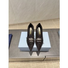 프라다 뾰족코 캐시어 하이힐 펌프스 001-206455
