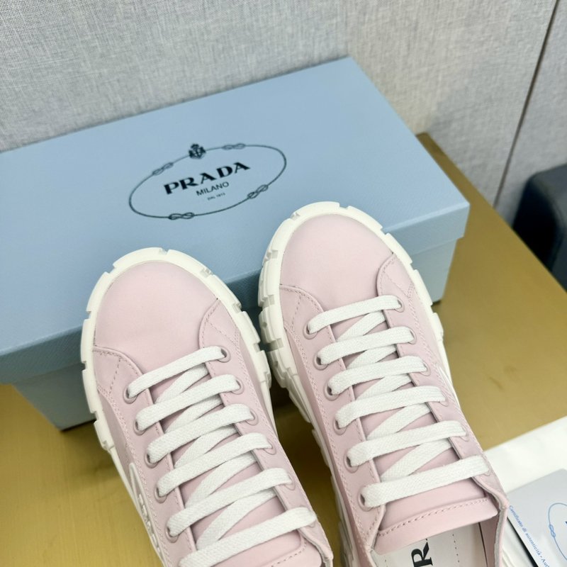 프라다 로고 프린트 두꺼운 밑창 캔버스 캐주얼 슈즈 001-206499