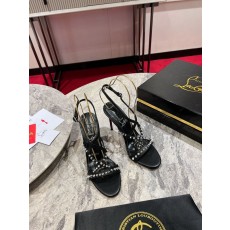 크리스찬 루부탱 스파이크 하이힐 샌들 001-206656