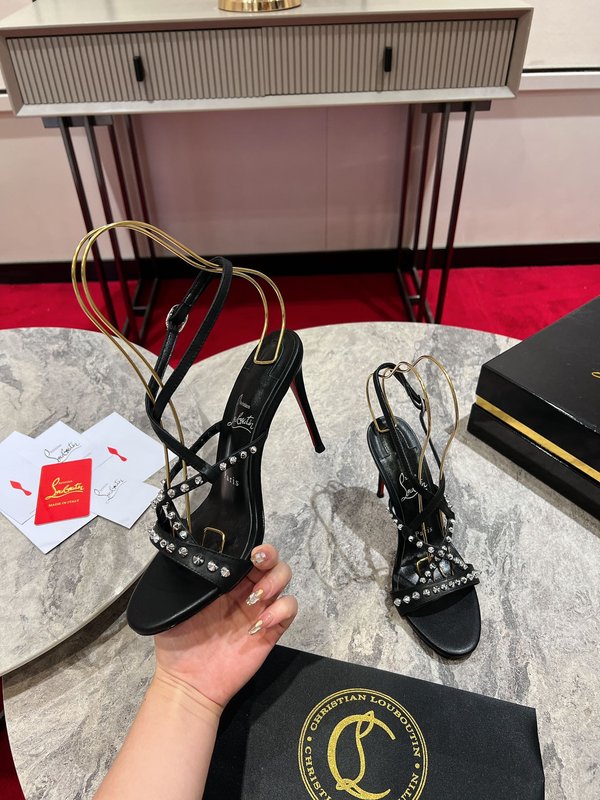 크리스찬 루부탱 스파이크 하이힐 샌들 001-206656