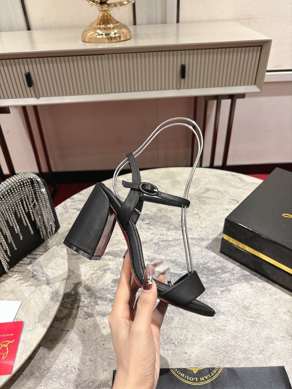 블랙 굵은 힐 라운드 토 오픈 샌들 001-206671