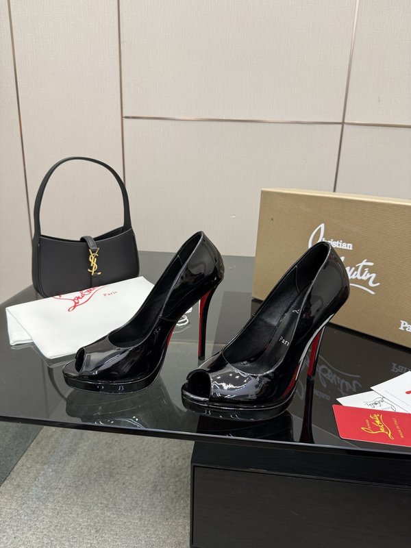 루부탱 에나멜 레드솔 원스트랩 하이힐 001-206705