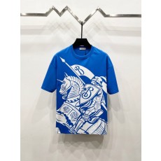 버버리 클래식 나이트 로고 라운드 티셔츠 001-206777
