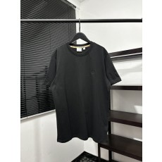 버버리 라운드넥 자수 반팔 티셔츠 001-206823