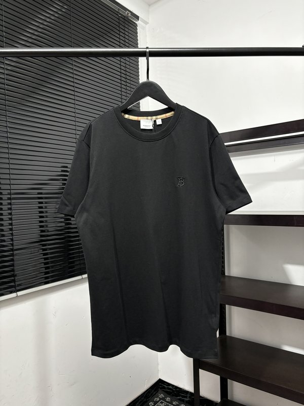 버버리 라운드넥 자수 반팔 티셔츠 001-206823