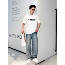 버버리 남성용 봄여름 신상 반팔 라운드 티셔츠 001-207073