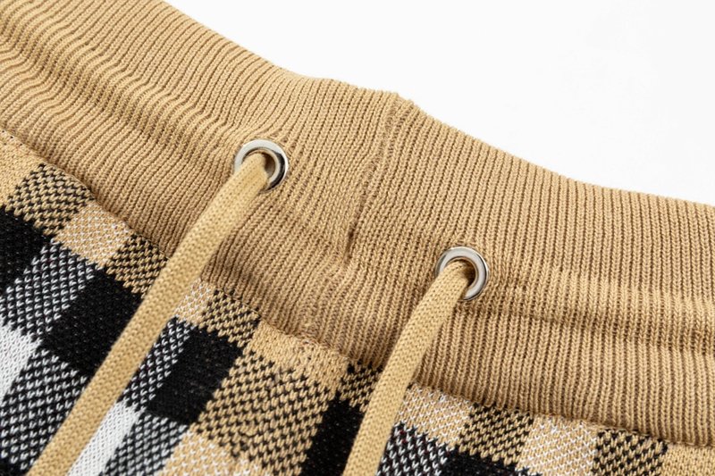 버버리 클래식 체크 니트 반바지 001-207084