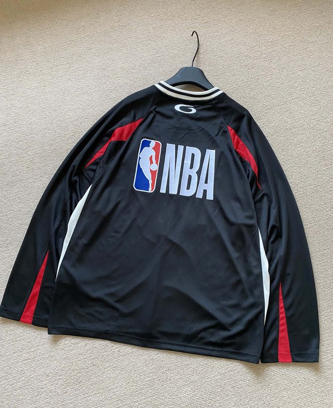 발렌시아가 NBA 콜라보 오버사이즈 티셔츠 001-207240