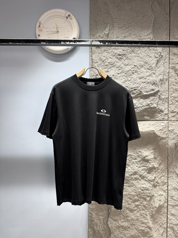발렌시아가 프린트 로고 반팔 티셔츠 001-207268