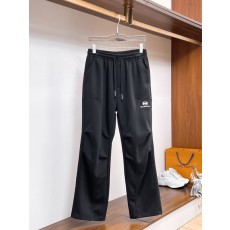 발렌시아가 클래식 로고 캐주얼 팬츠 001-207302