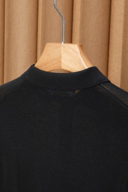 Kiton 남성 폴로넥 울 스웨터 001-207887