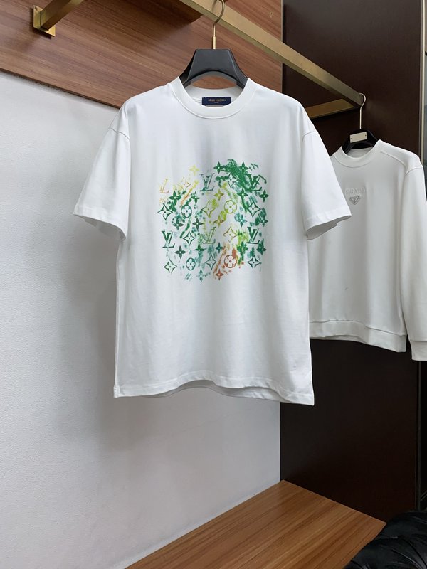 루이비통 남성 순면 라운드넥 반팔 티셔츠 001-207963