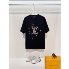 루이비통 라운드넥 반팔 티셔츠 요트 자수 001-208230