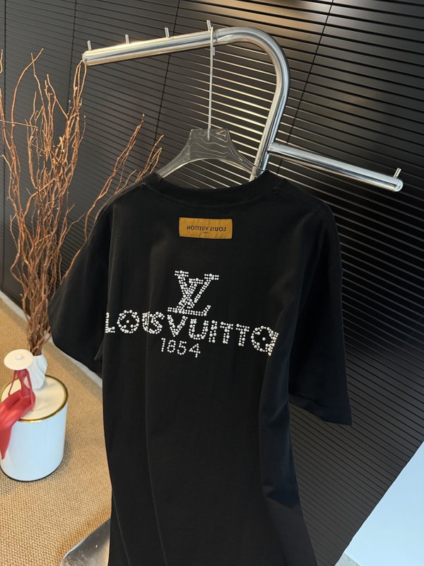 루이비통 펄 레터 반팔 티셔츠 001-208300