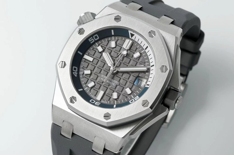 오데마 피게 로얄 오크 오프쇼어 퀵릴리스 다이버 워치 001-211249