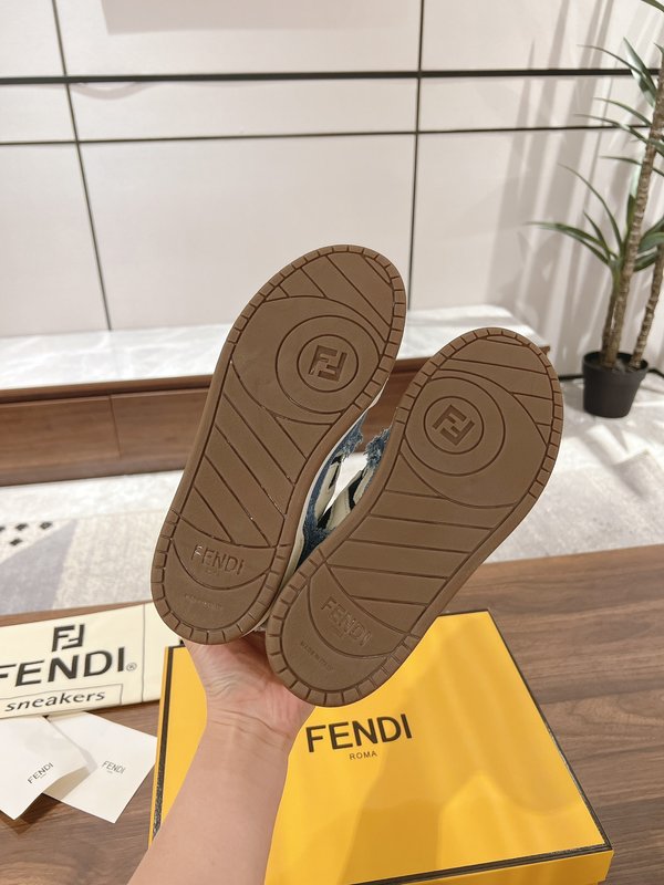 펜디 커플 레트로 캐주얼 스니커즈 001-212857