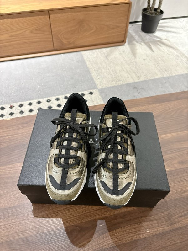 샤넬 봄여름 신상 캐주얼 운동화 001-212893