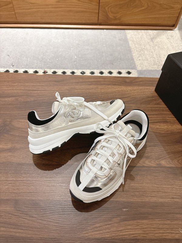 샤넬 봄여름 신상 캐주얼 운동화 001-212895