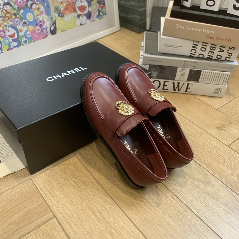 샤넬 빈티지 라운드 토 로퍼 001-213026