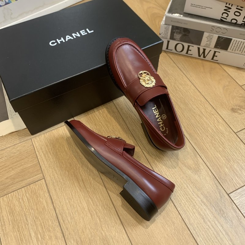 샤넬 빈티지 라운드 토 로퍼 001-213026