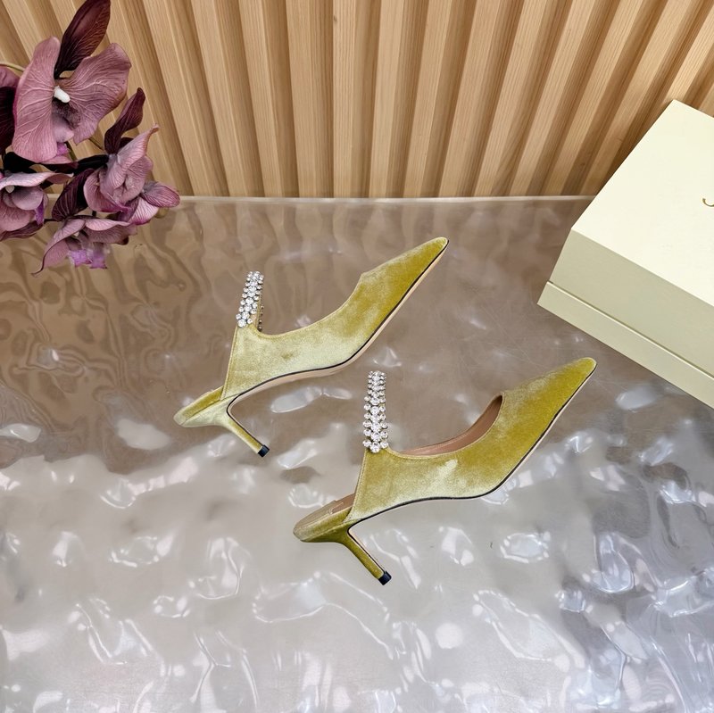 지미추 벨벳 뾰족구두 힐 샌들 001-213395