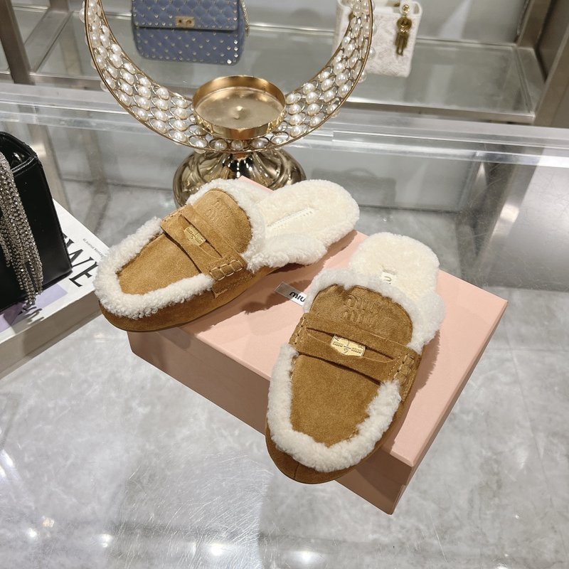 미우미우 가을 겨울 신상 울 로퍼 001-213531