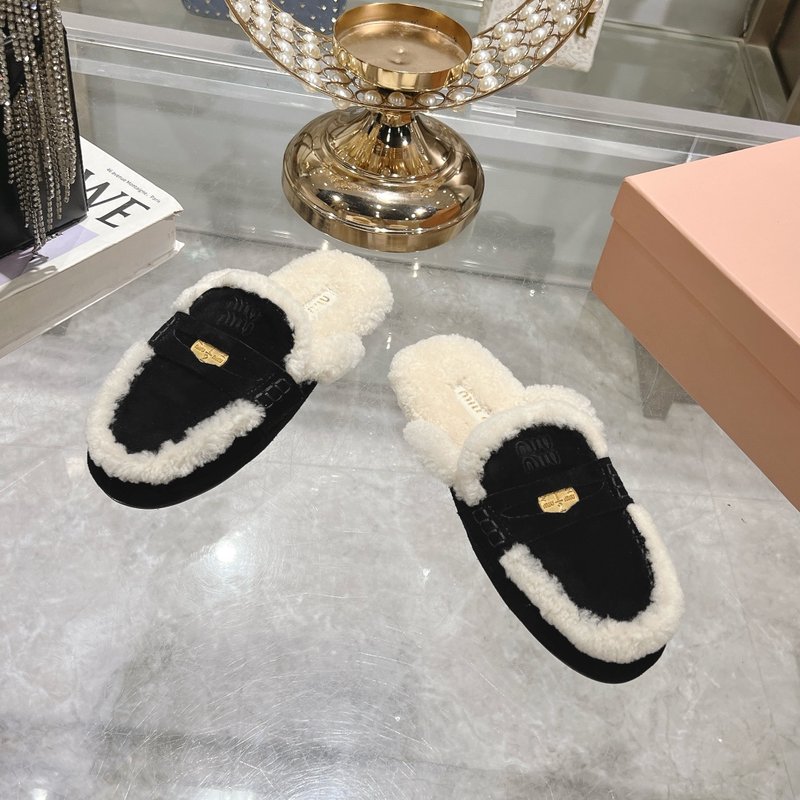 미우미우 울 로퍼 빈티지 패션 슬리퍼 001-213532