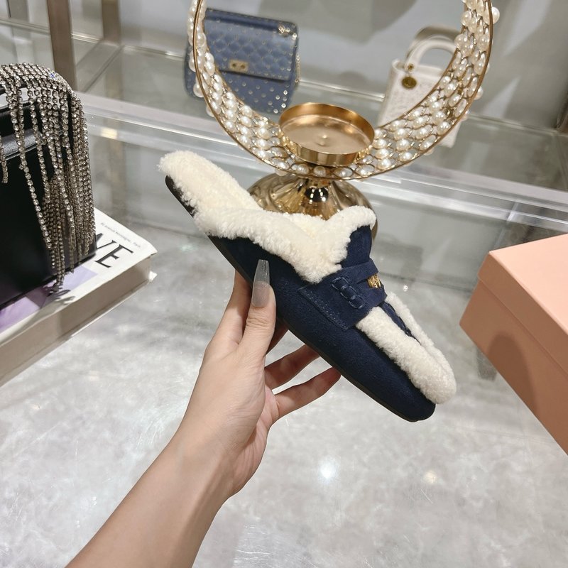 미우미우 울 로퍼 빈티지 패션 슬리퍼 001-213539