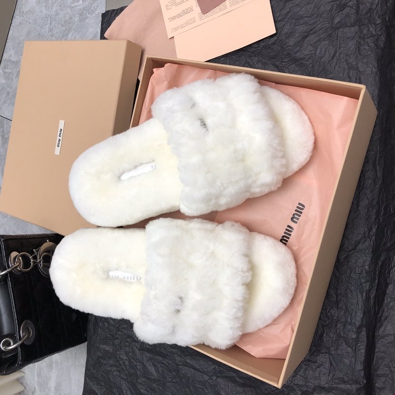 미우미우 가을 겨울 울 퍼 슬리퍼 001-213551