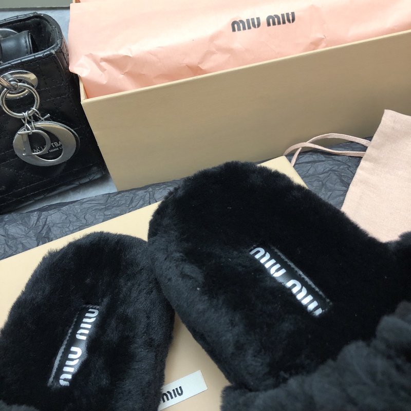 미우미우 가을 겨울 울 슬리퍼 001-213554