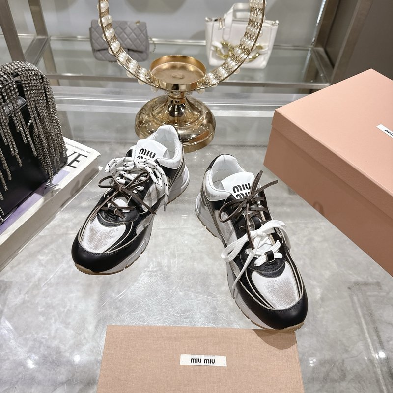 미우미우 레트로 빈티지 두꺼운 밑창 캐주얼 운동화 001-213735