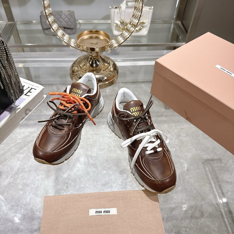 미우미우 빈티지 distressed 두꺼운 밑창 캐주얼 001-213738