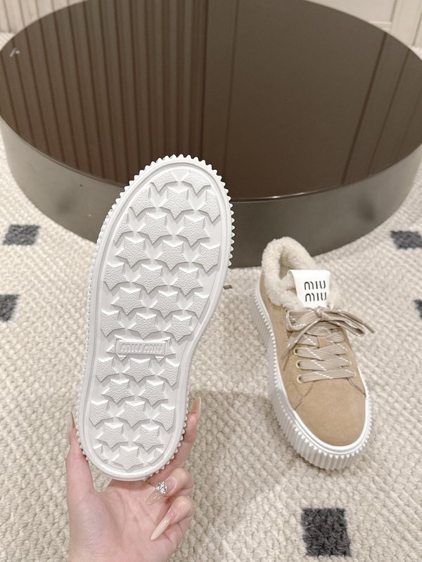 MIUMIU 리얼 퍼 스웨이드 플랫폼 슈즈 001-213776