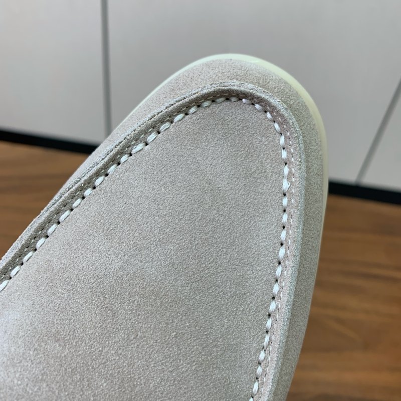 로로피아나 남성 빈티지 스웨이드 뮬 001-213785