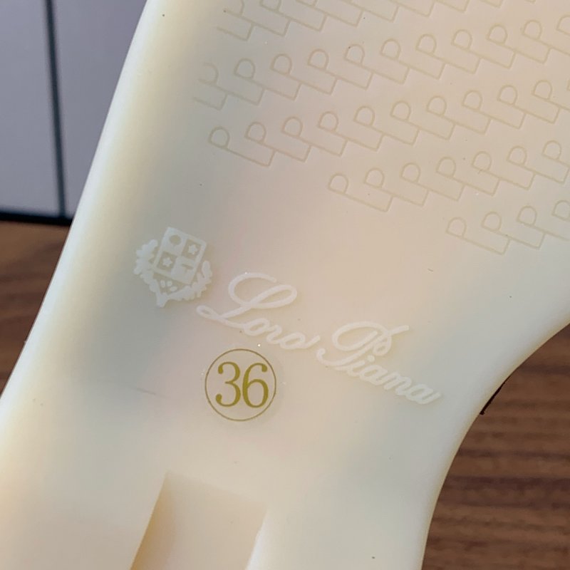 로로 피아나 로퍼 이탈리아 캐시미어 빈티지 우아함 001-213913