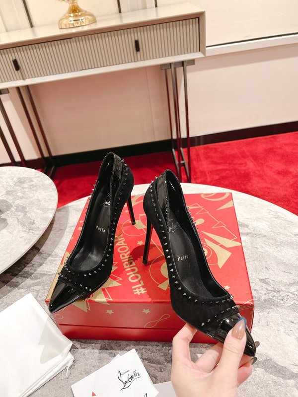 크리스찬 루부탱 블랙 벨벳 뾰족구두 스틸레토 힐 001-214648