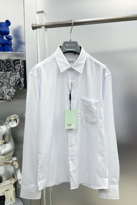 버버리 심플 엠블로더리 롱슬리브 셔츠 001-214997