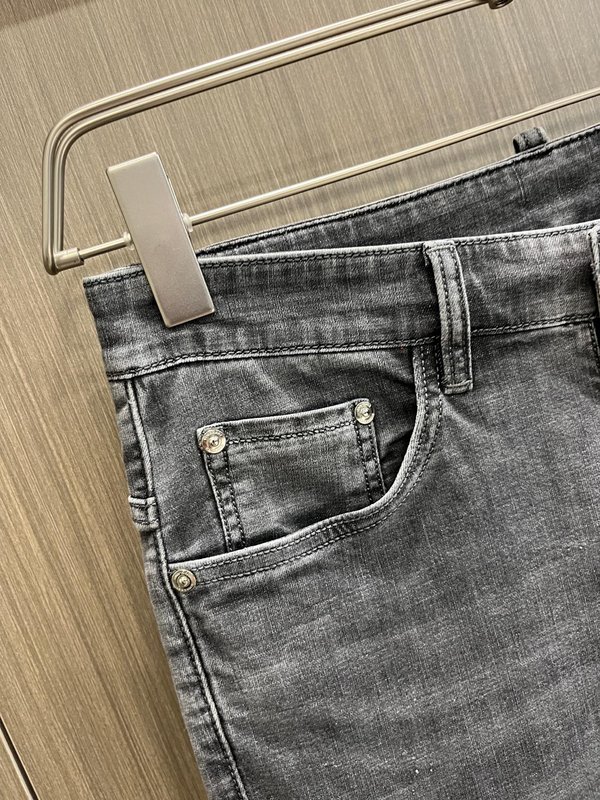 버버리 남성 봄여름 고급 데님 진 001-215149