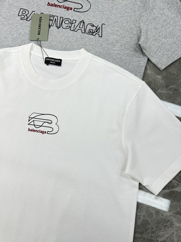 발렌시아가 라운드넥 더블 그래픽 코튼 티셔츠 001-215215