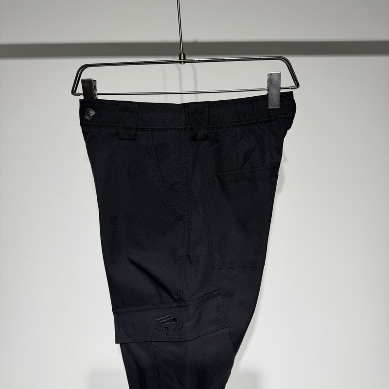 발렌시아가 패션 캐주얼 카고 팬츠 001-215284
