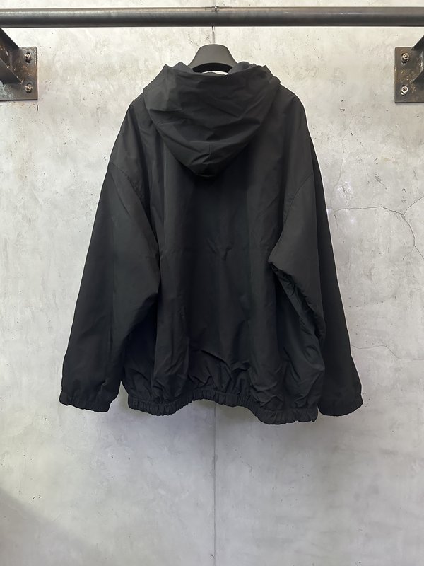 발렌시아가 블랙 레드 양면 착용 지퍼 자켓 001-215432