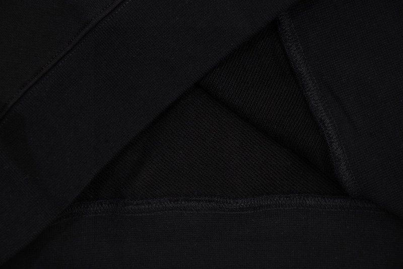 디올 스톤아일랜드 콜라보 라운드넥 스웨트셔츠 001-215580