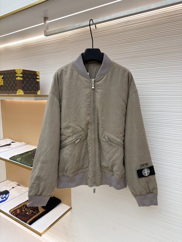 디올 스톤아일랜드 콜라보레이션 파일럿 자켓 001-215603