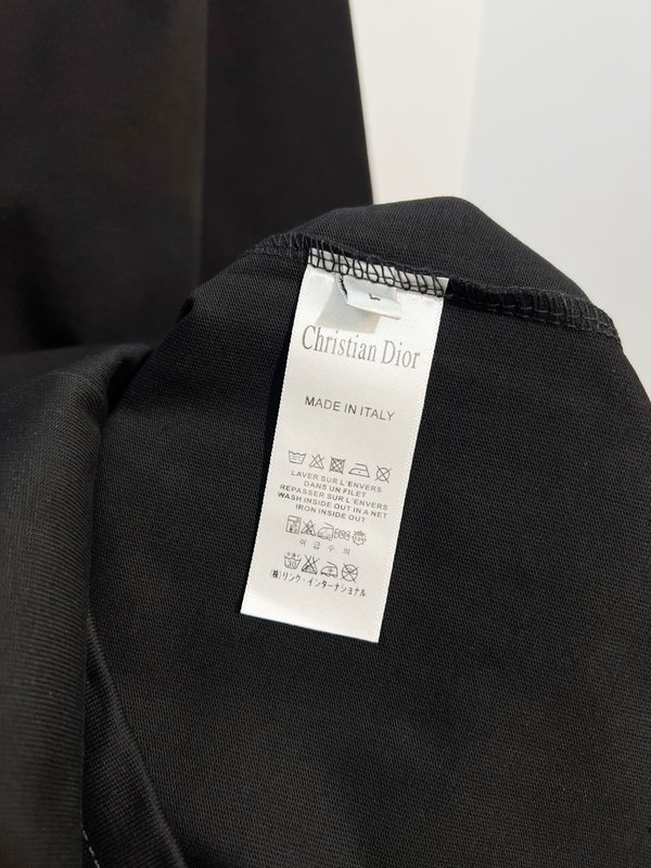 디올 스톤아일랜드 콜라보 라운드넥 반팔 티셔츠 001-215793